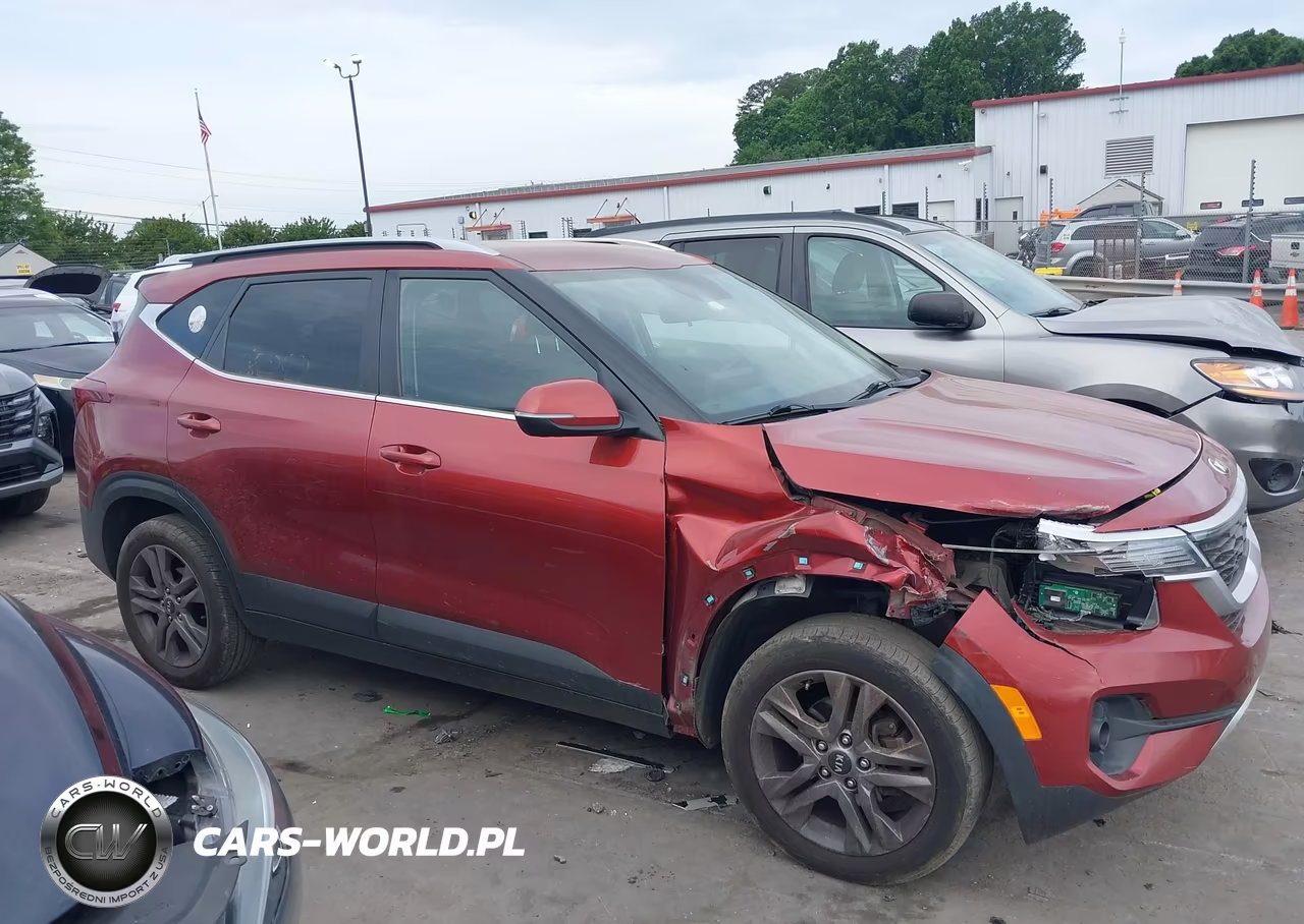 2021 Kia Seltos S VIN:KNDEU2AA5M7146503 - 13
