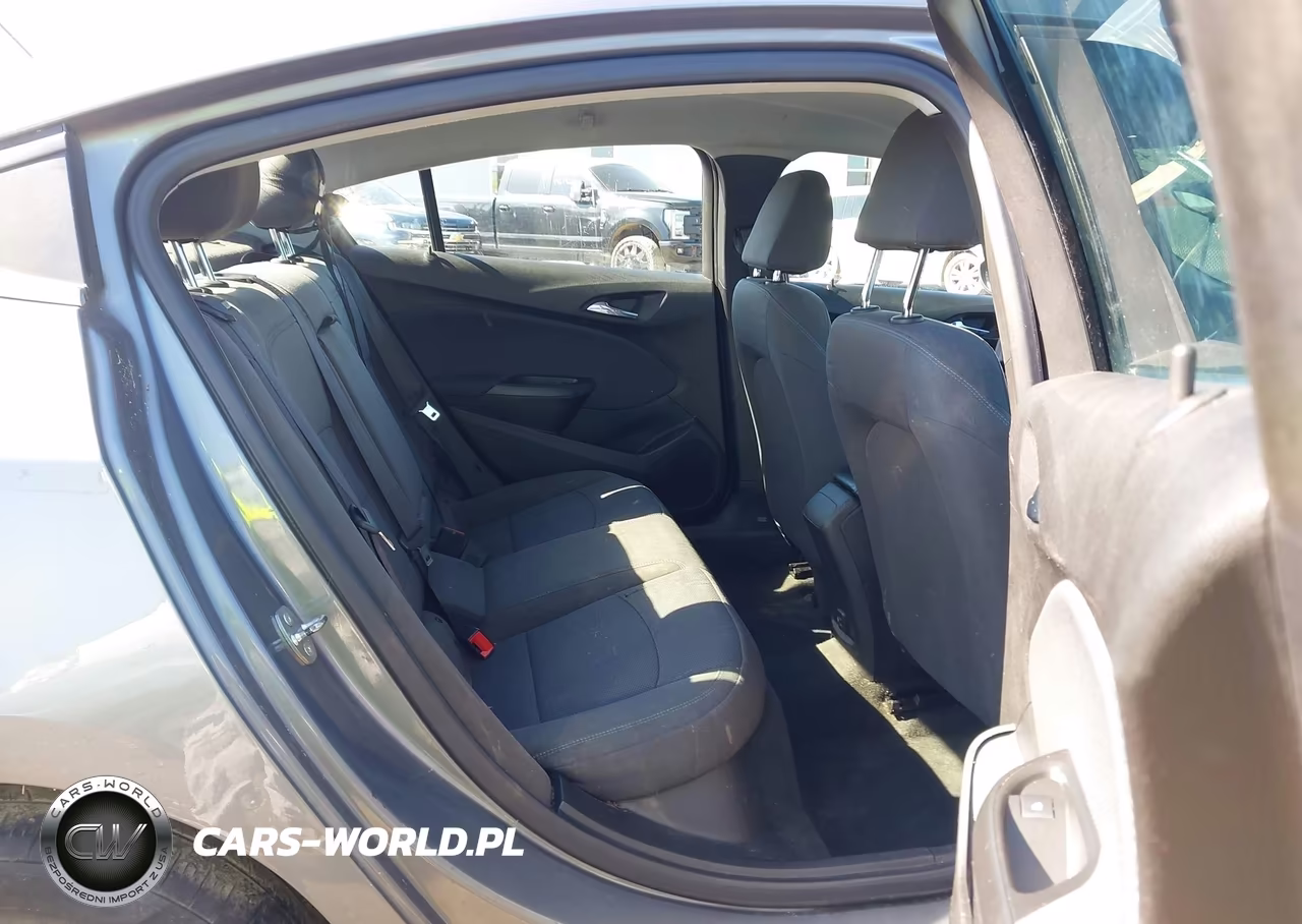 2019 Chevrolet Cruze Lt VIN:1G1BE5SM0K7123775 - 8
