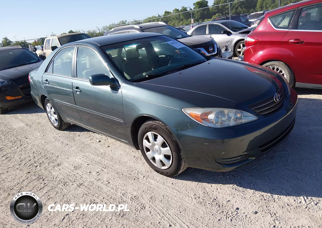 2004 Toyota Camry Le