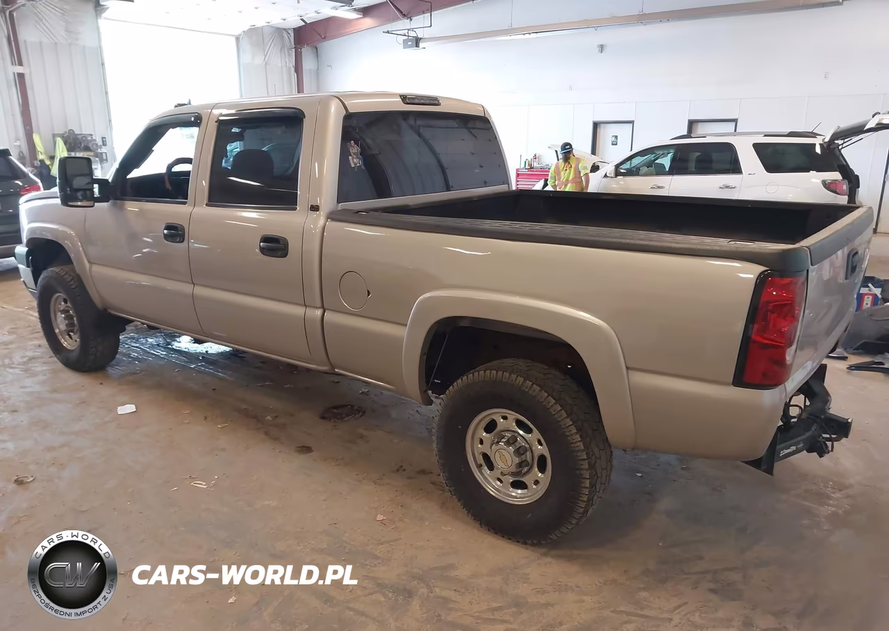 2006 Chevrolet Silverado 2500Hd Lt3 VIN:1GCHK23D86F271210 - 3