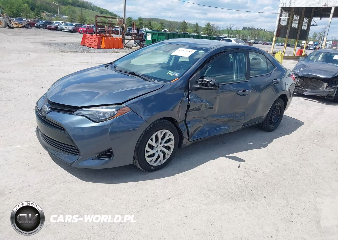 2017 Toyota Corolla Le VIN:2T1BURHEXHC859390 - 2