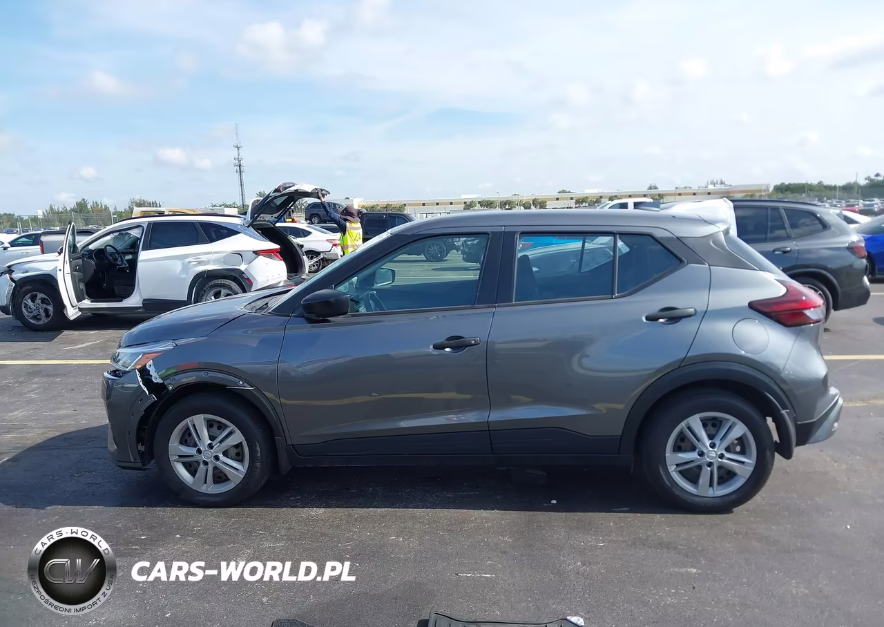 2023 Nissan Kicks S Xtronic Cvt VIN:3N1CP5BV1PL551858 - 13