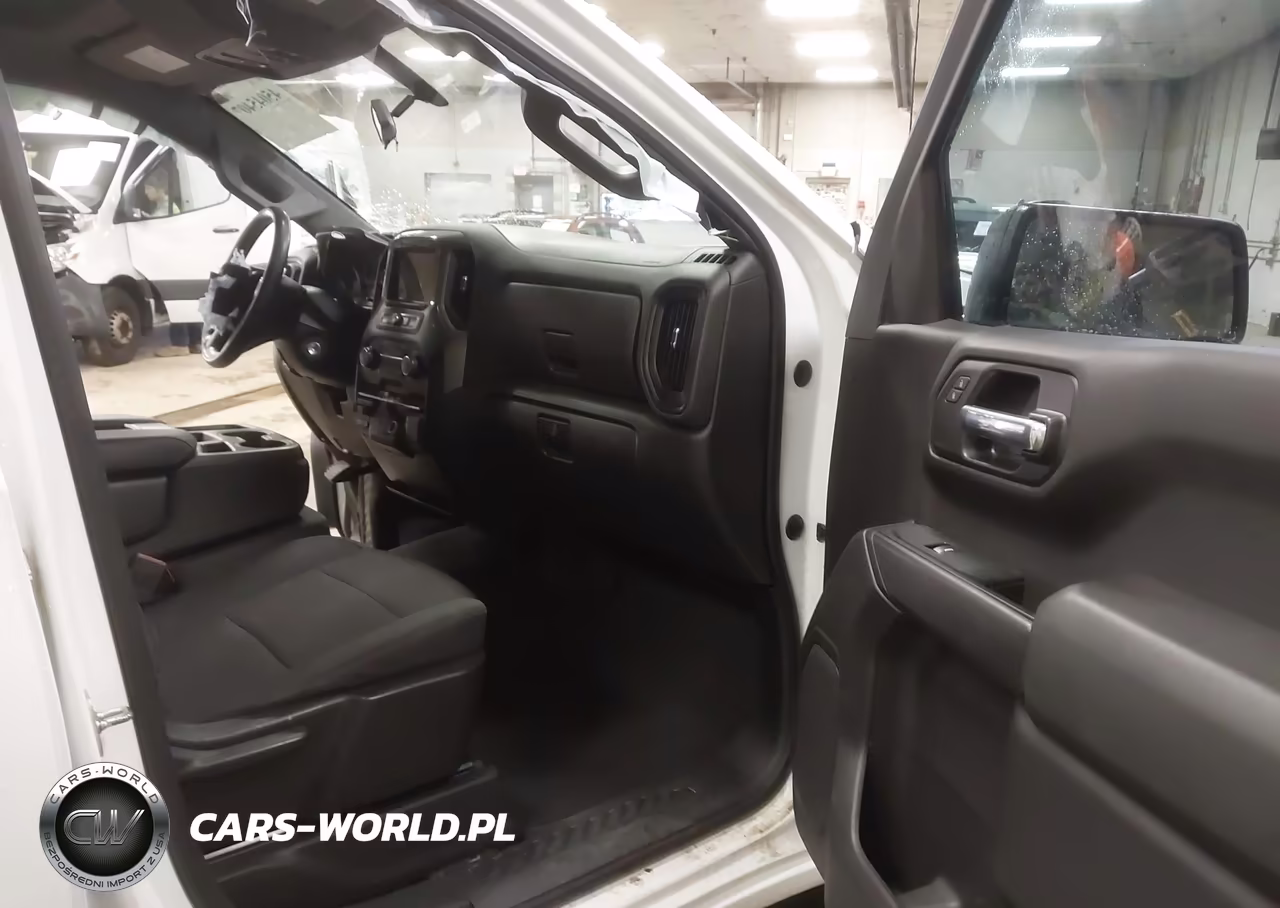 2019 Chevrolet Silverado 1500 Custom Trail Boss VIN:3GCPYCEFXKG181032 - 5