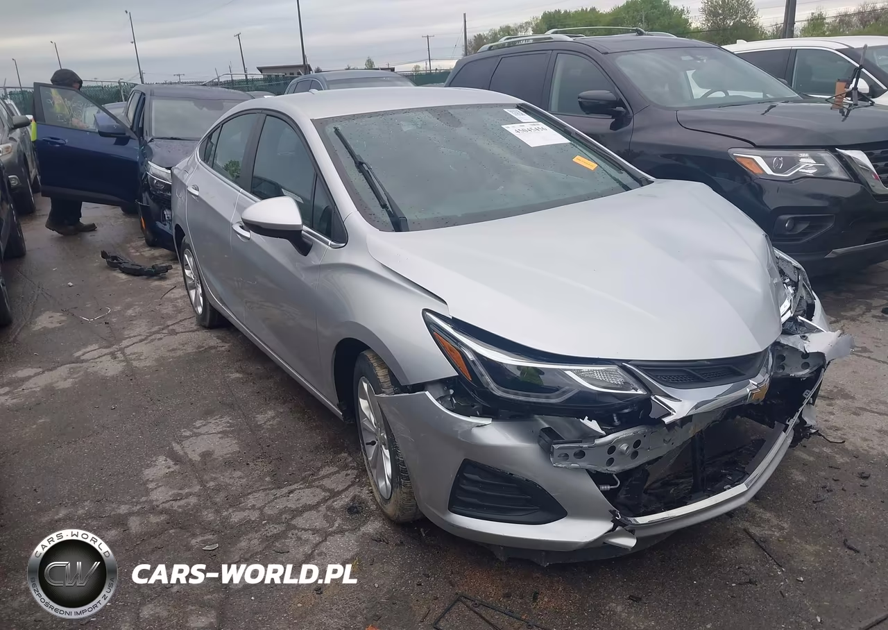 2019 Chevrolet Cruze Lt – zdjęcie 1 z 15