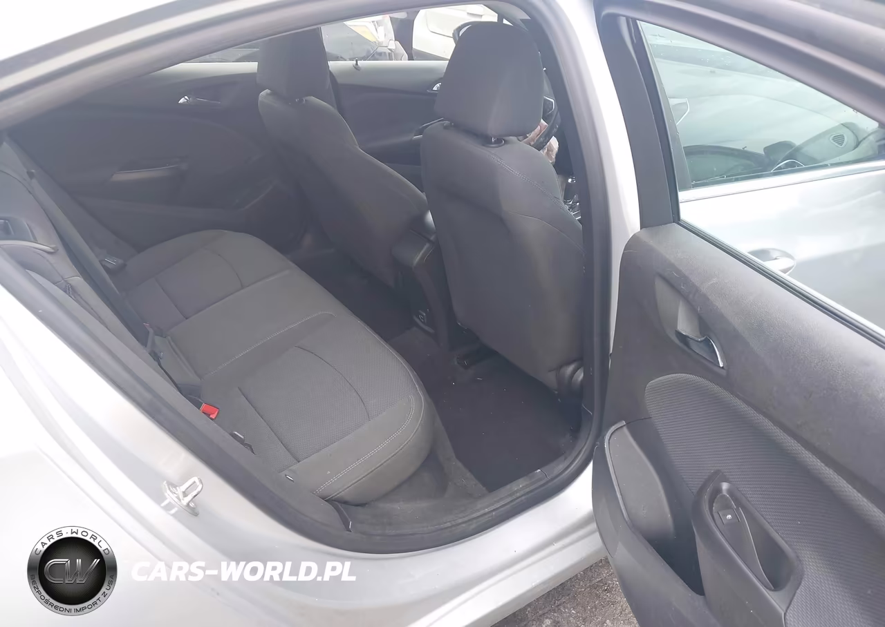 2019 Chevrolet Cruze Lt VIN:1G1BE5SM8K7102303 - 8