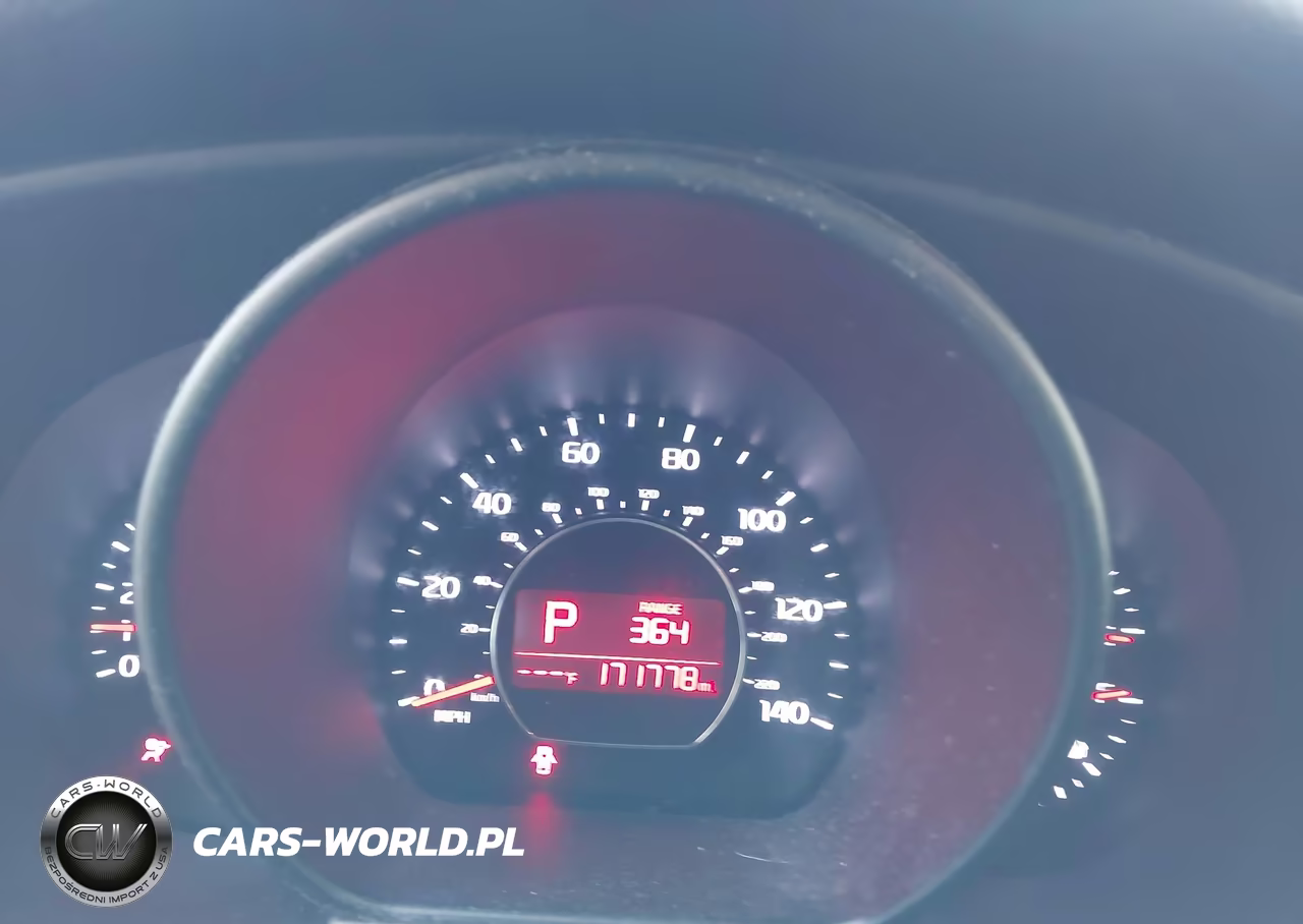 2016 Kia Soul + VIN:KNDJP3A52G7829942 - 7