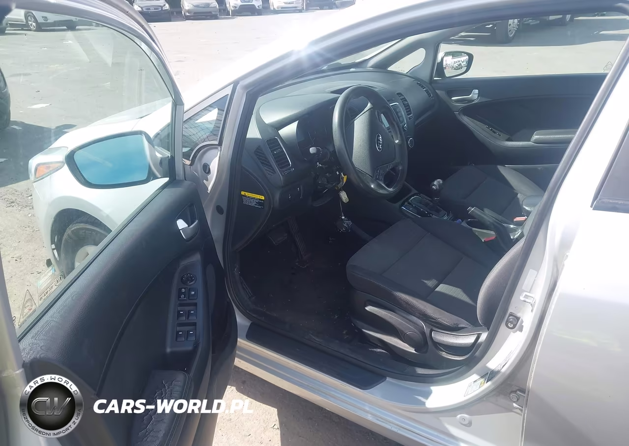 2017 Kia Forte Lx VIN:3KPFL4A76HE084185 - 5