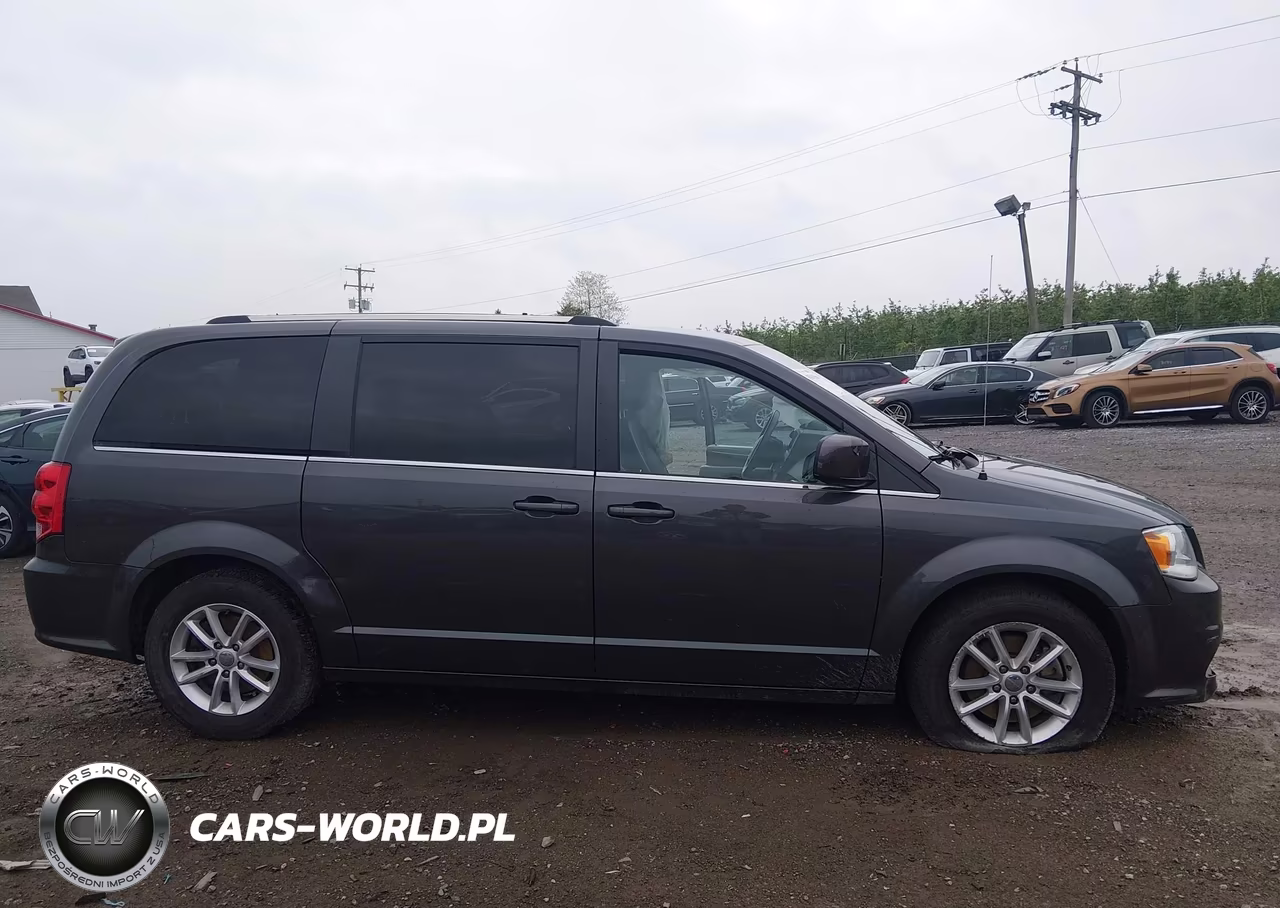 2018 Dodge Grand Caravan Sxt VIN:2C4RDGCG6JR304695 - 13