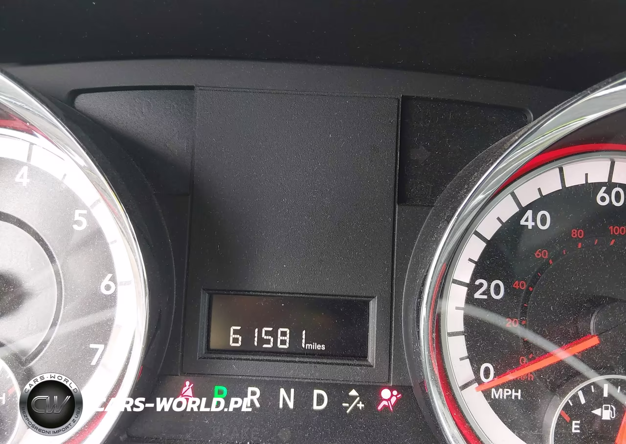 2018 Dodge Grand Caravan Sxt VIN:2C4RDGCG6JR304695 - 15