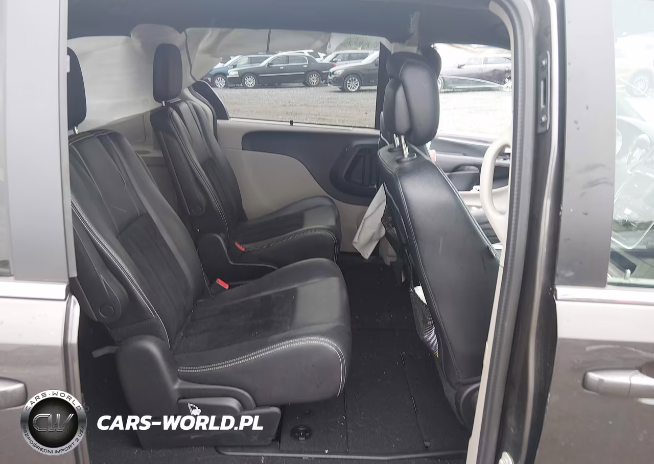 2018 Dodge Grand Caravan Sxt VIN:2C4RDGCG6JR304695 - 8