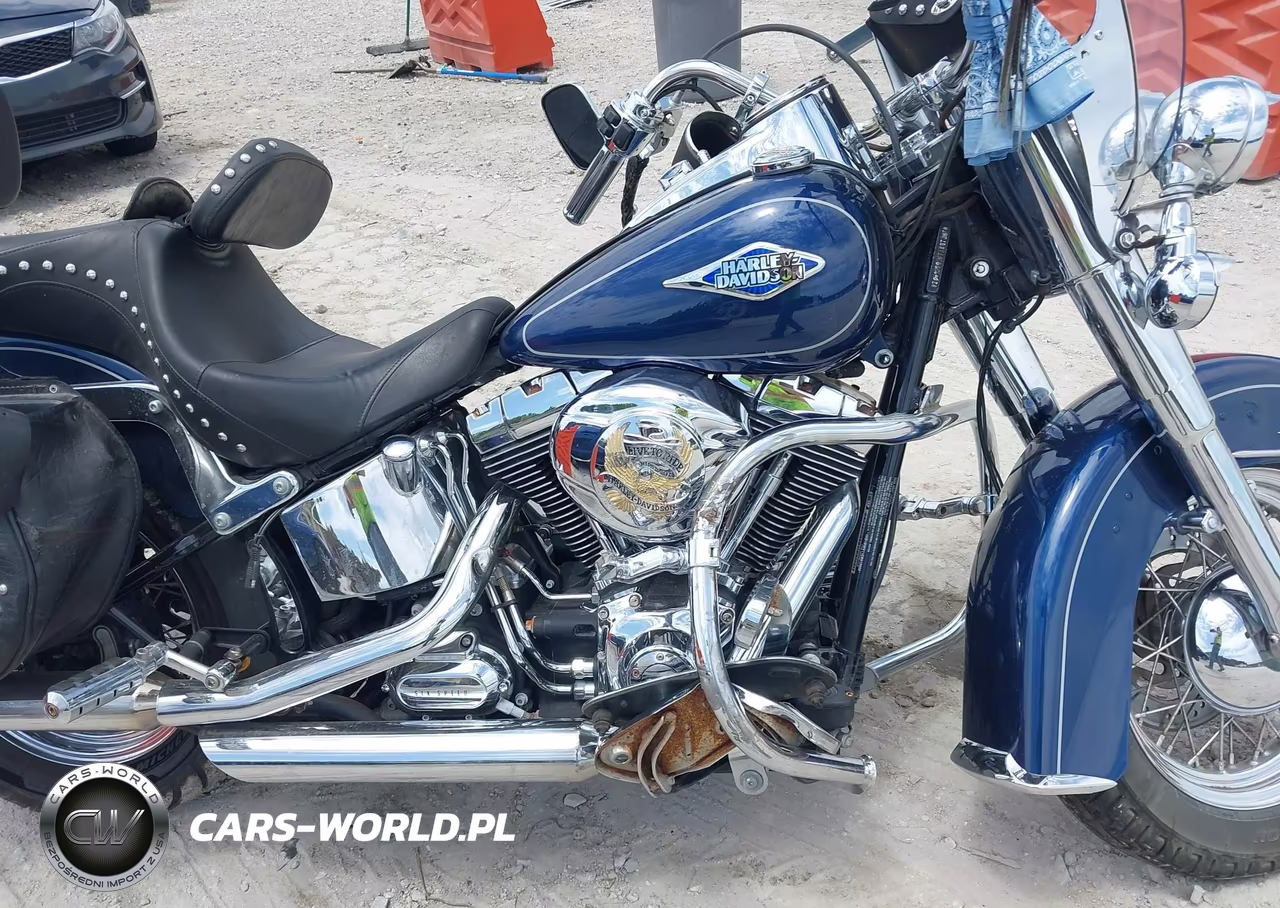 2012 Harley-Davidson Flstc Heritage Softail Classic VIN:1HD1BWV11CB013558 - 8