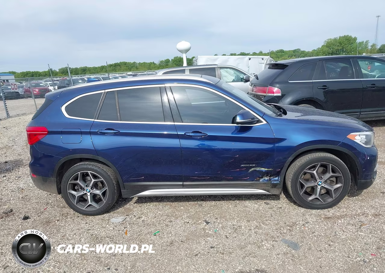 2017 BMW X1 xDrive28I VIN:WBXHT3C37H5F71930 - 13