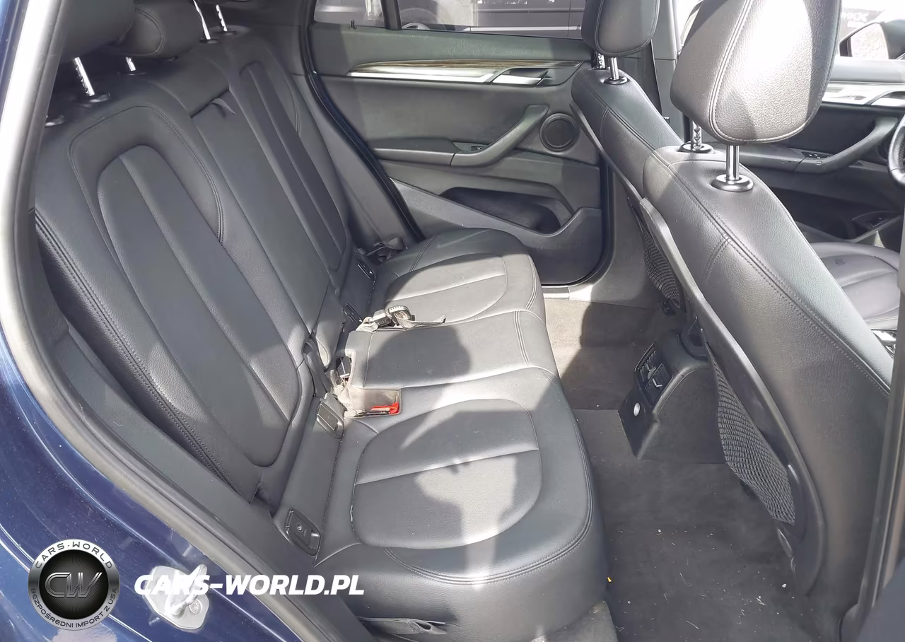 2017 BMW X1 xDrive28I VIN:WBXHT3C37H5F71930 - 8