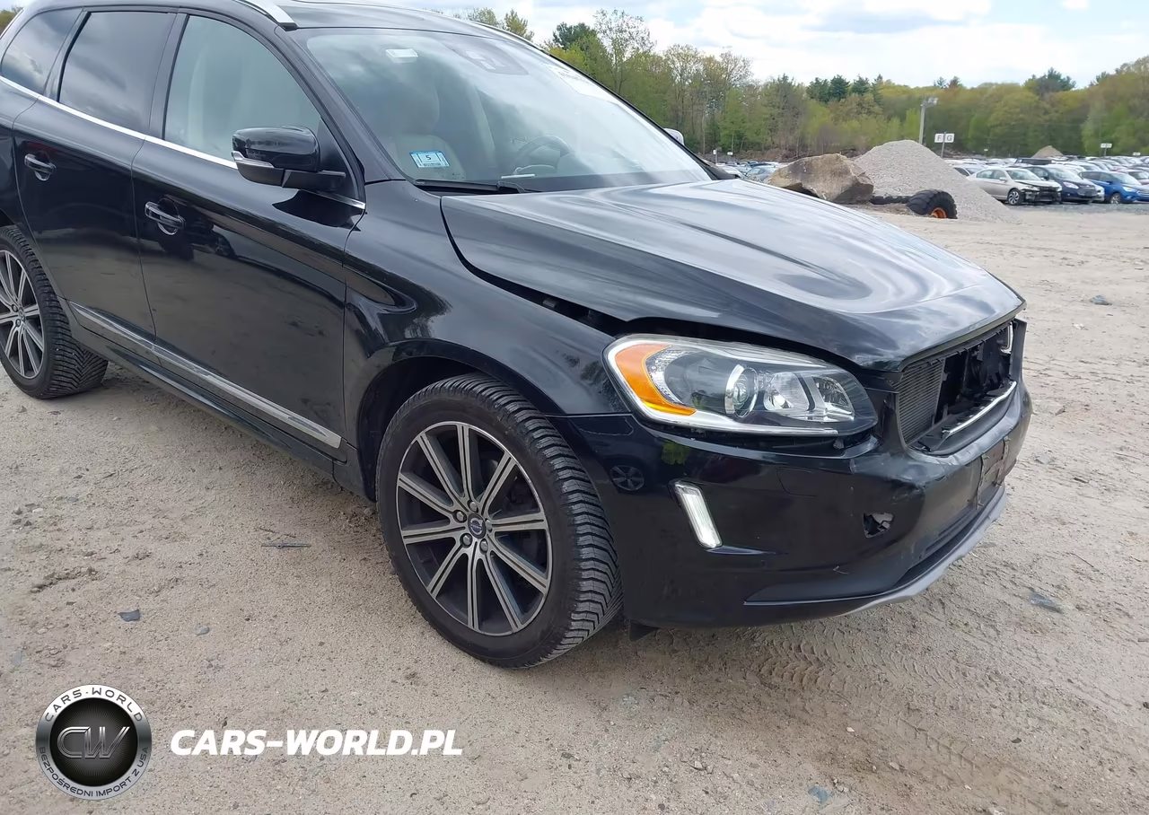 2017 Volvo Xc60 T6 Inscription – zdjęcie 1 z 17