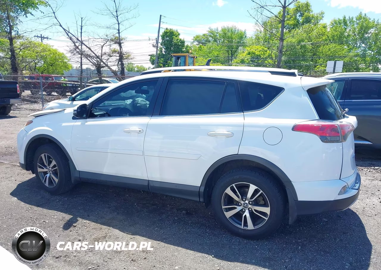2017 Toyota Rav4 Xle VIN:JTMRFREV1HJ700503 - 14