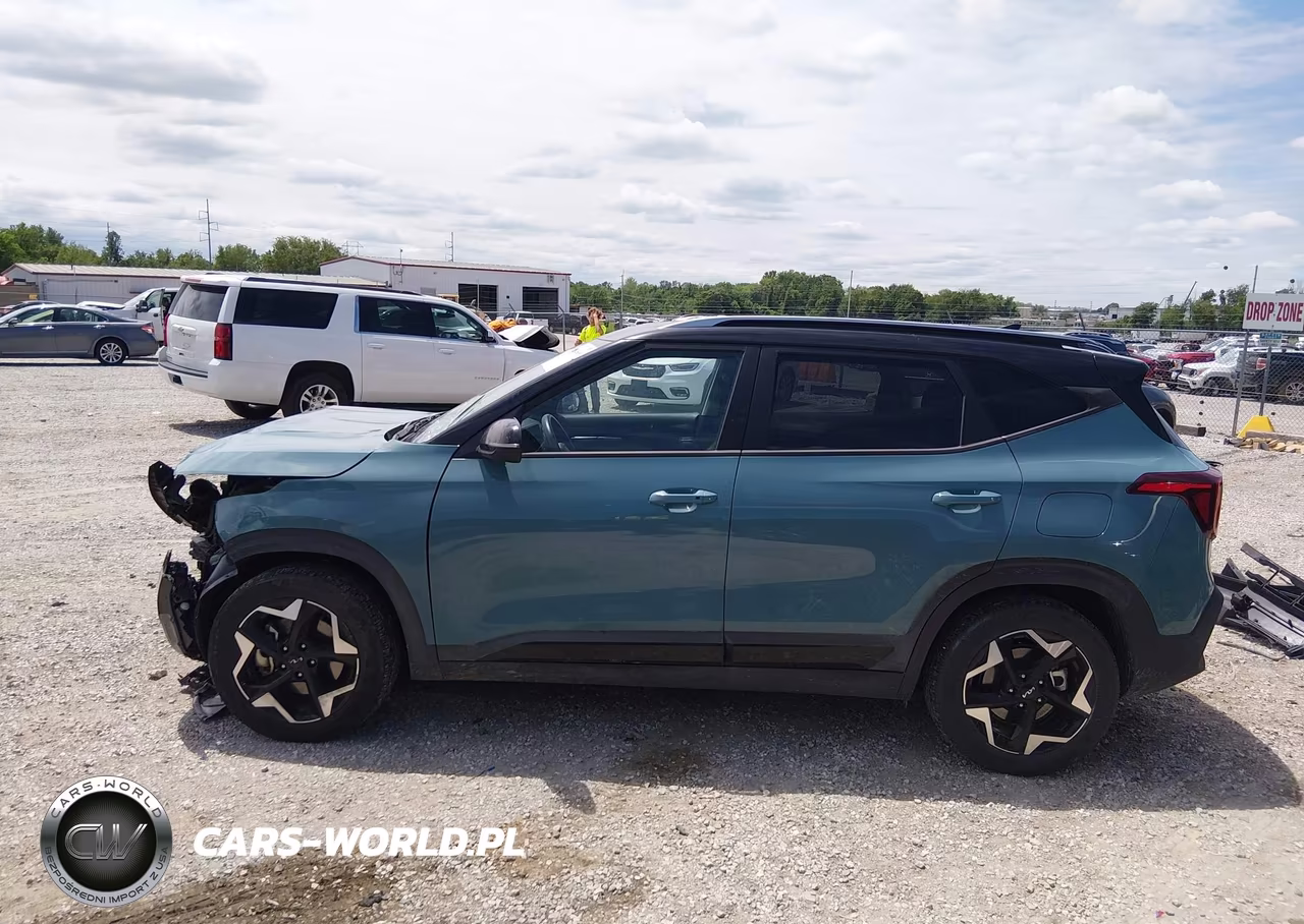 2025 Kia Seltos S VIN:KNDEUCAA8S7769147 - 15