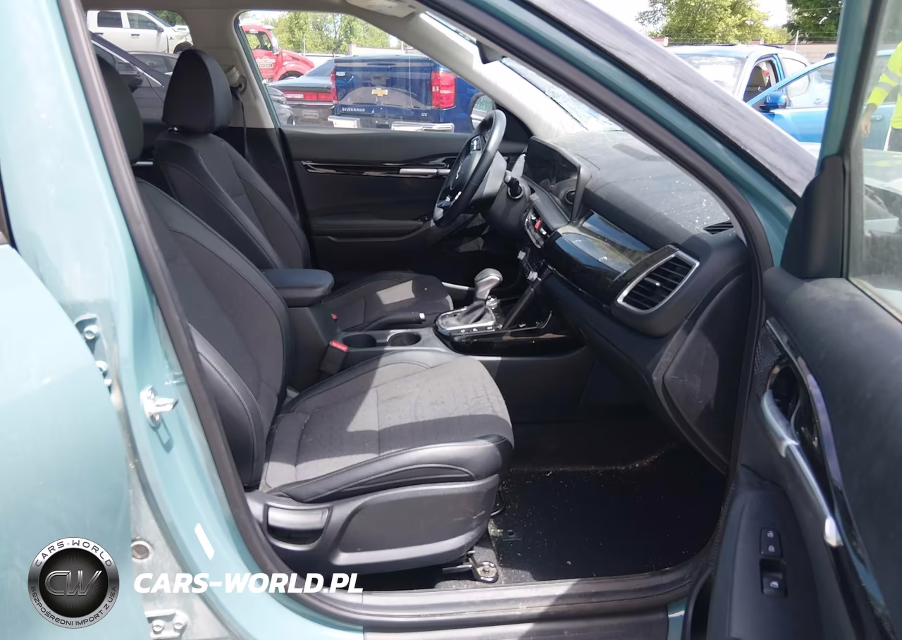 2025 Kia Seltos S VIN:KNDEUCAA8S7769147 - 5