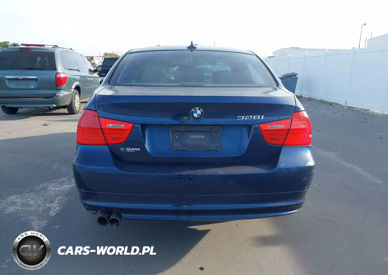 2011 BMW 328I VIN:WBAPH7C57BE676276 - 16