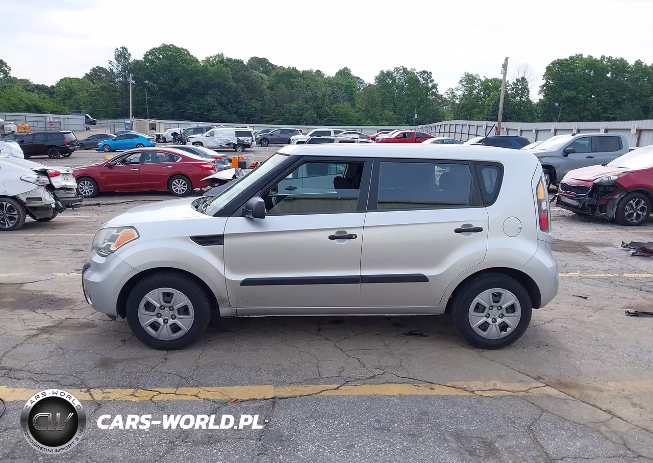 2011 Kia Soul VIN:KNDJT2A13B7332488 - 14