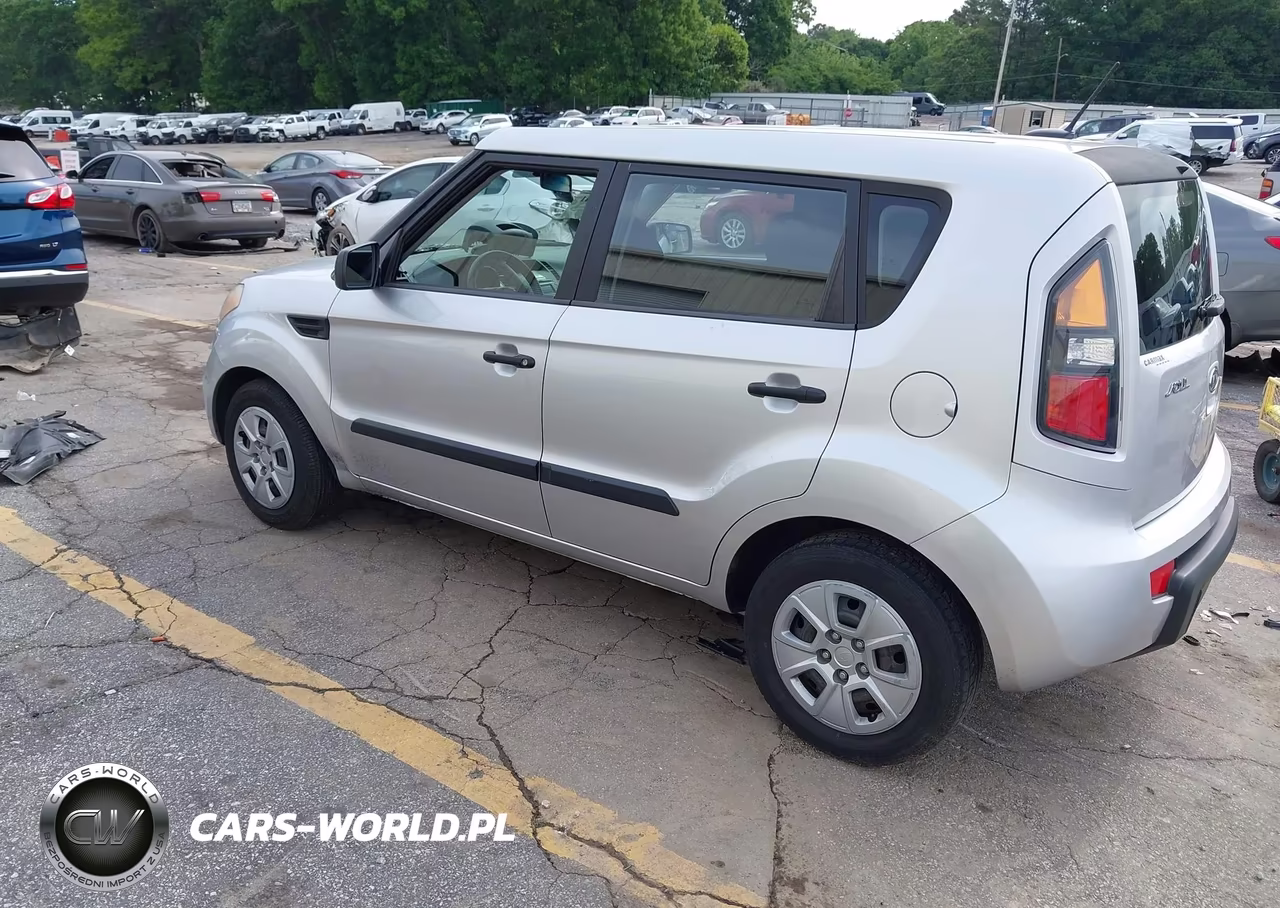 2011 Kia Soul VIN:KNDJT2A13B7332488 - 3