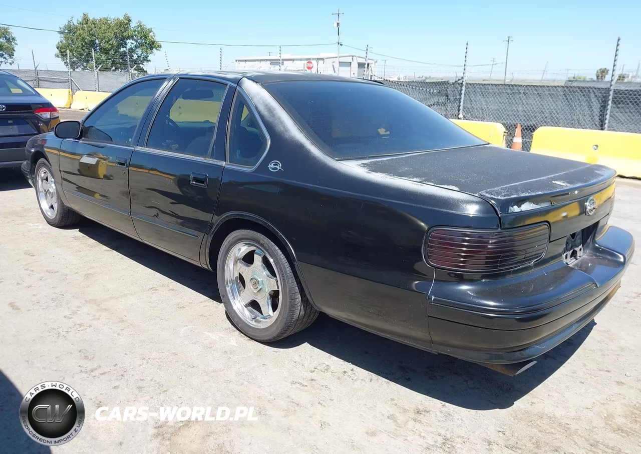 1996 Chevrolet Caprice - Impala Classic Ss VIN:1G1BL52P0TR178961 - 3