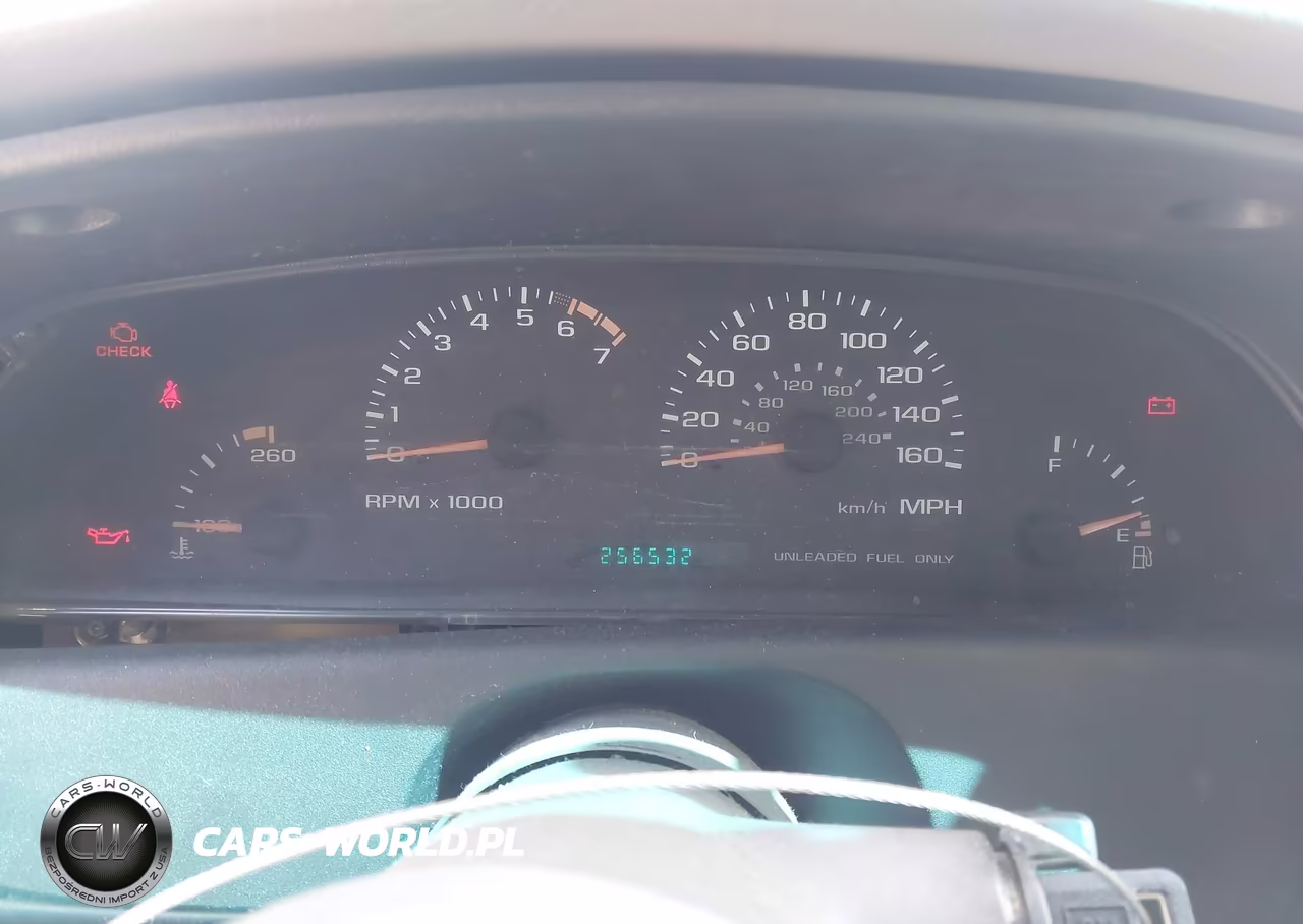 1996 Chevrolet Caprice - Impala Classic Ss VIN:1G1BL52P0TR178961 - 7