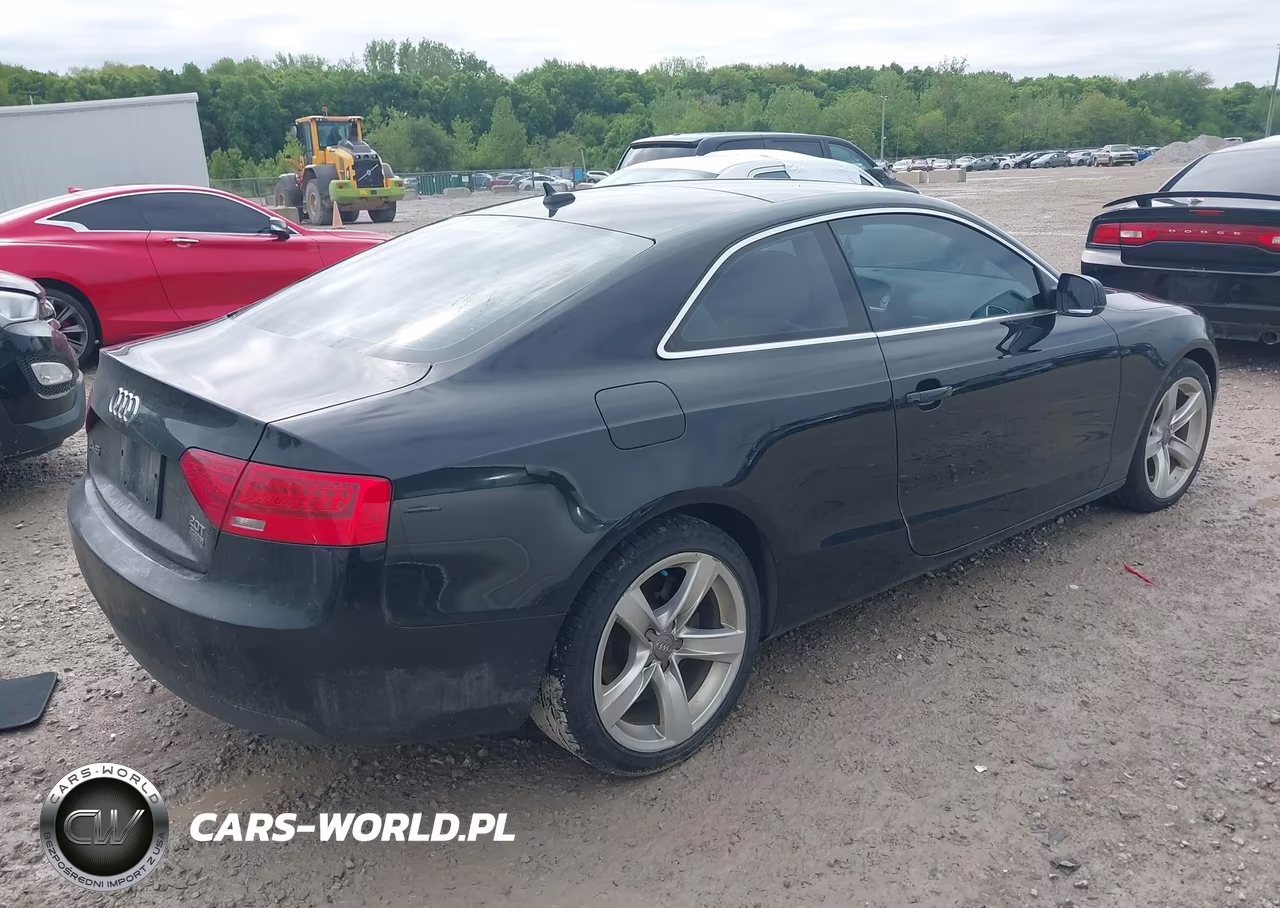 2015 Audi A5 2.0T Premium VIN:WAUCFAFR9FA033103 - 4