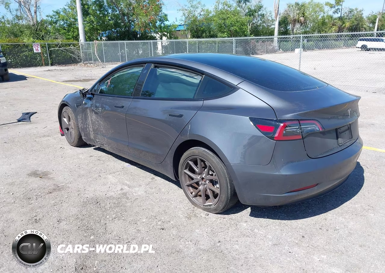 2023 Tesla Model 3 Rear-Wheel Drive VIN:5YJ3E1EA1PF620972 - 3