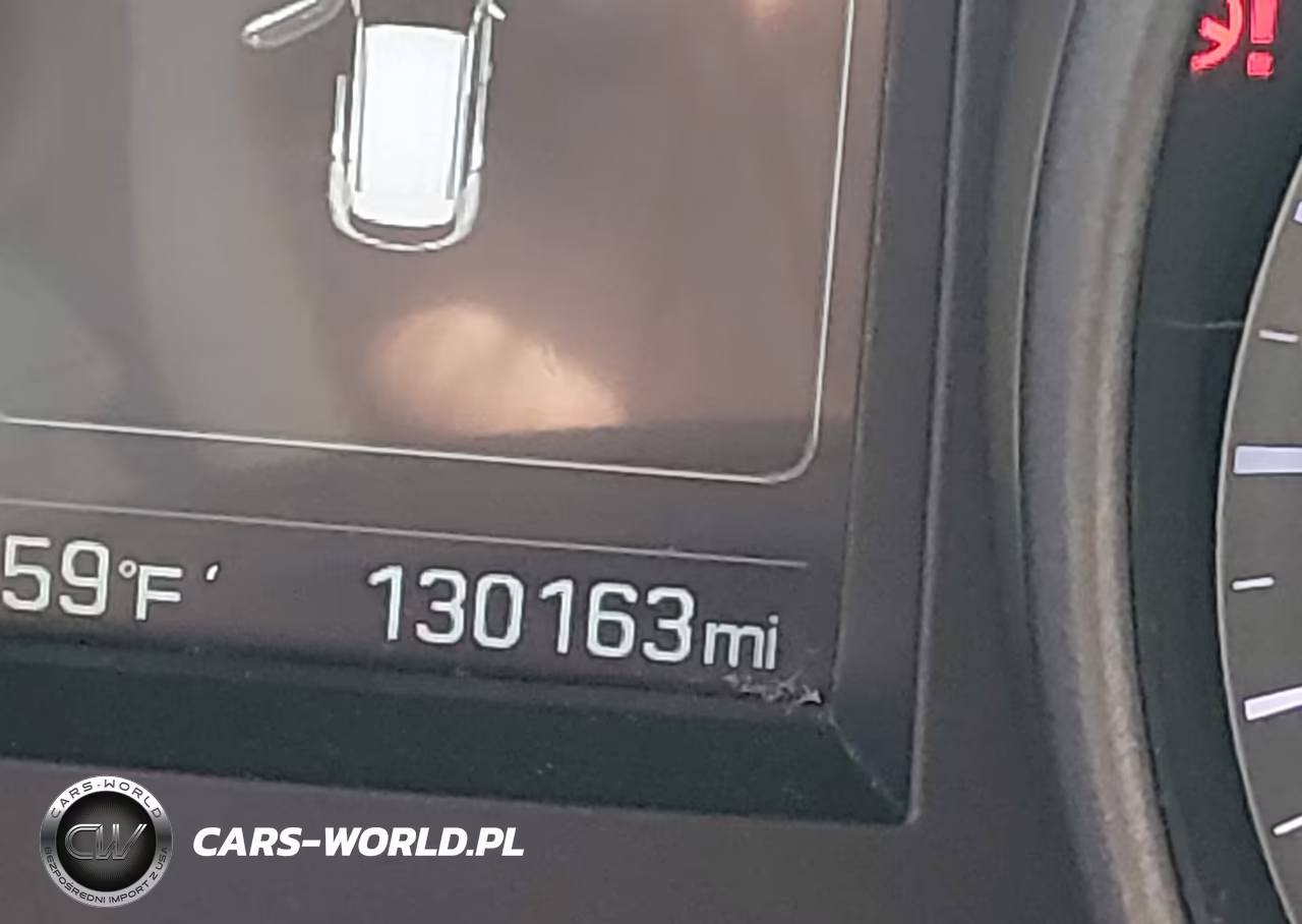 2018 Hyundai Santa Fe Sport 2.4L VIN:5XYZUDLB3JG507826 - 16