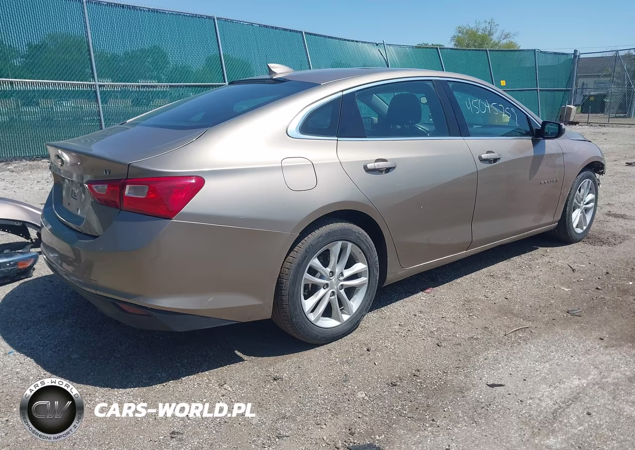 2018 Chevrolet Malibu Lt VIN:1G1ZD5ST6JF122160 - 4