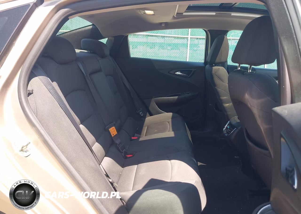 2018 Chevrolet Malibu Lt VIN:1G1ZD5ST6JF122160 - 8