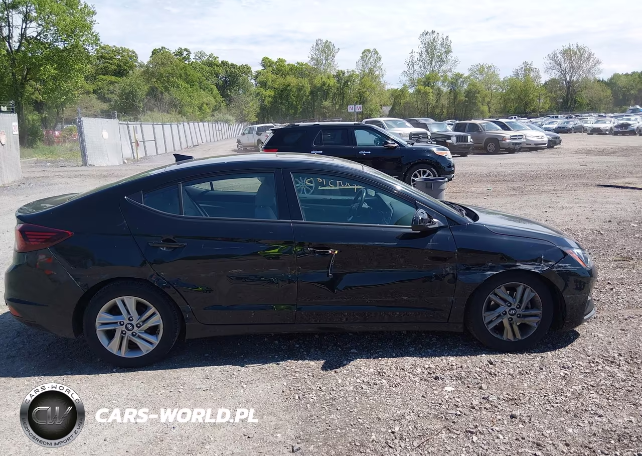 2020 Hyundai Elantra Value Edition VIN:5NPD84LF0LH529277 - 13