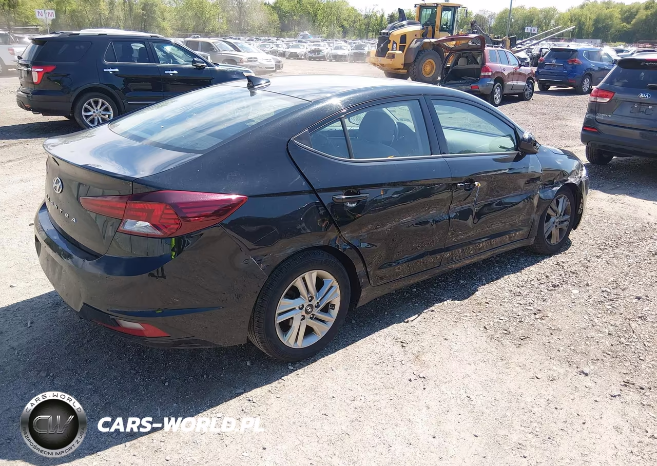 2020 Hyundai Elantra Value Edition VIN:5NPD84LF0LH529277 - 4