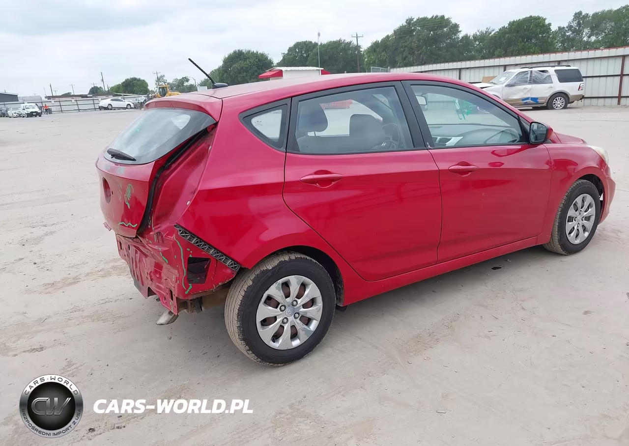 2016 Hyundai Accent Se VIN:KMHCT5AE8GU256395 - 4