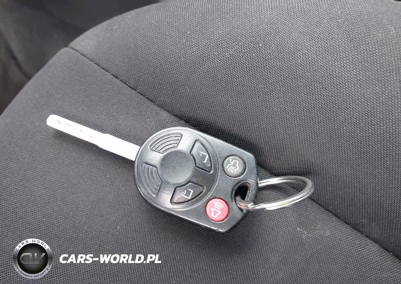 2017 Ford Focus Se VIN:1FADP3F20HL338070 - 11