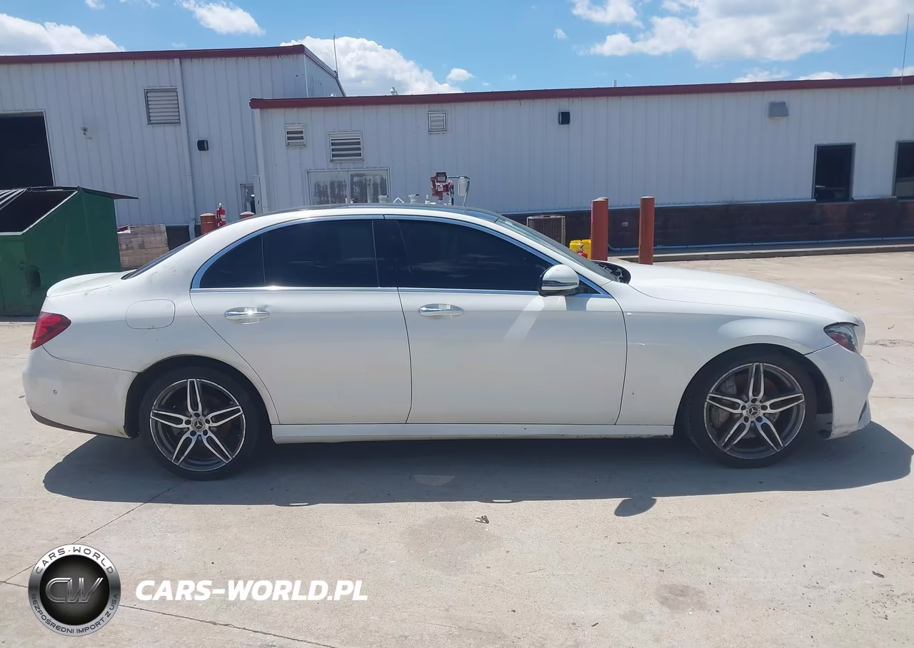 2018 Mercedes-Benz E 300 VIN:WDDZF4JB5JA470877 - 13