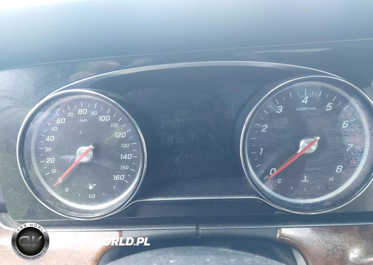 2018 Mercedes-Benz E 300 VIN:WDDZF4JB5JA470877 - 7
