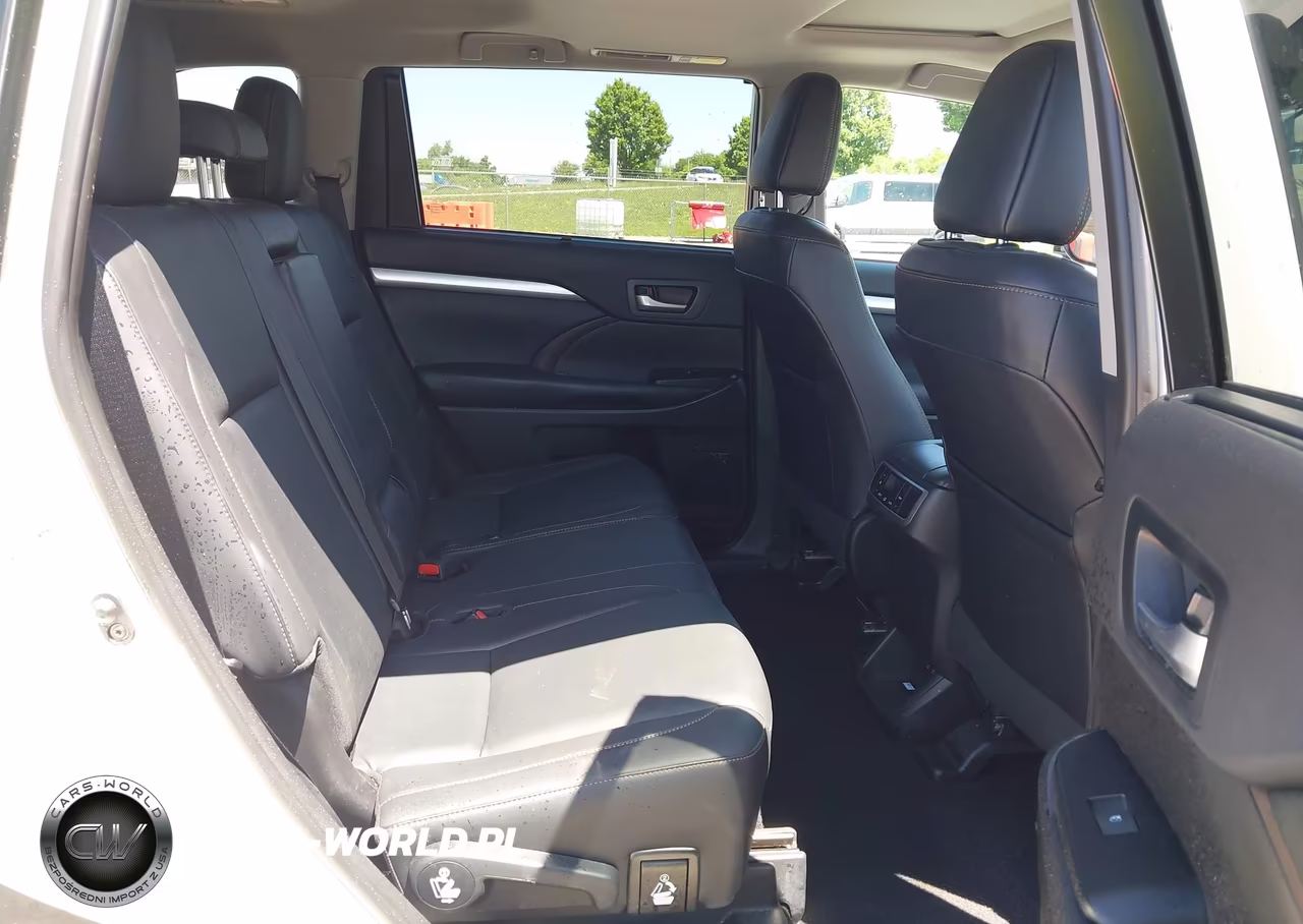 2019 Toyota Highlander Hybrid Xle VIN:5TDJGRFH5KS053083 - 8