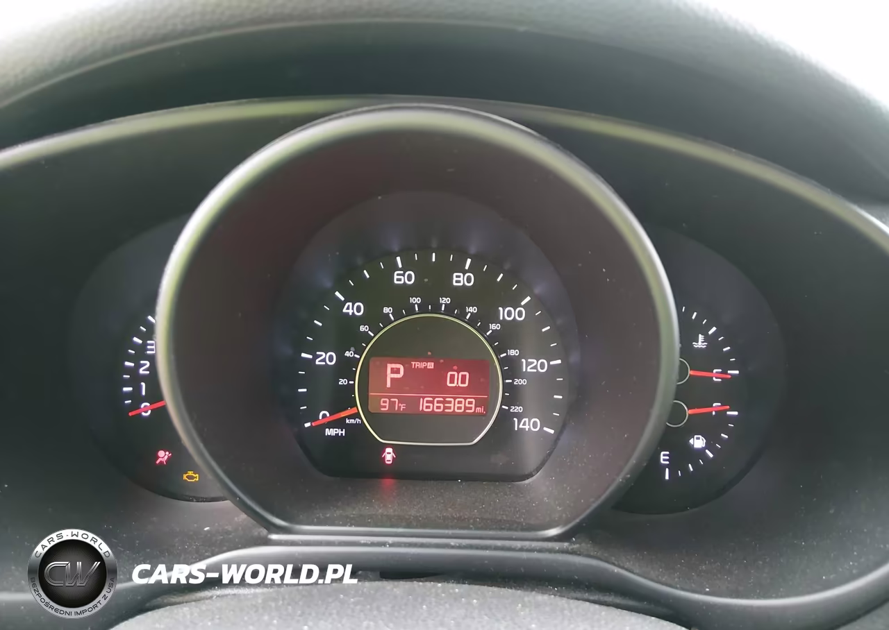 2016 Kia Soul VIN:KNDJN2A27G7844250 - 7