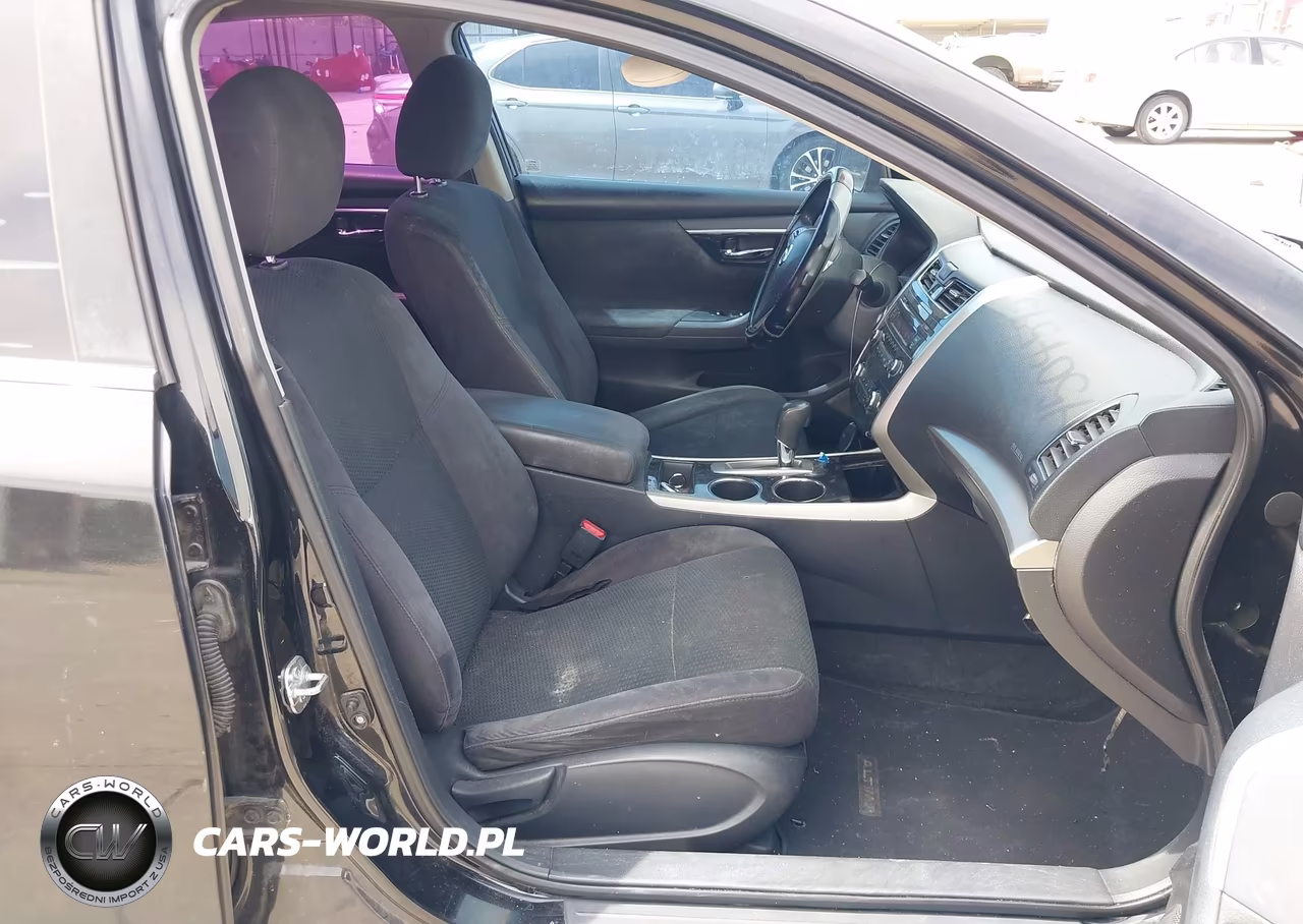 2014 Nissan Altima 2.5 S VIN:1N4AL3AP1EN205335 - 5