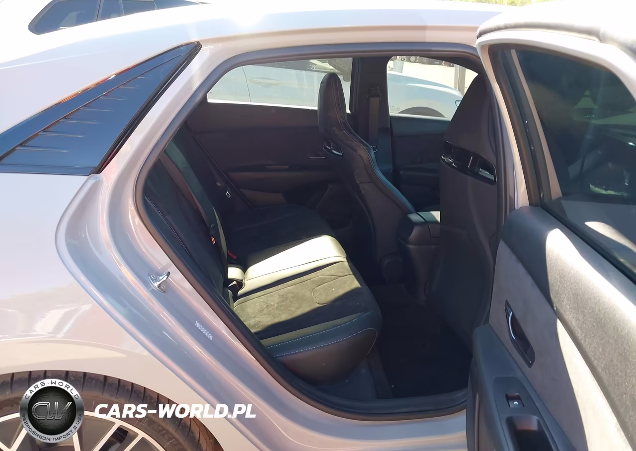 2023 Hyundai Elantra N VIN:KMHLW4AK8PU018909 - 8