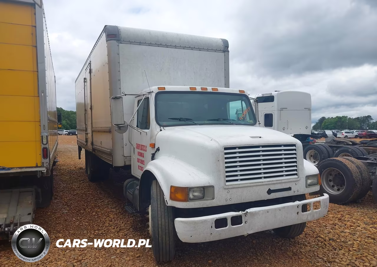 2001 International 4000 4900