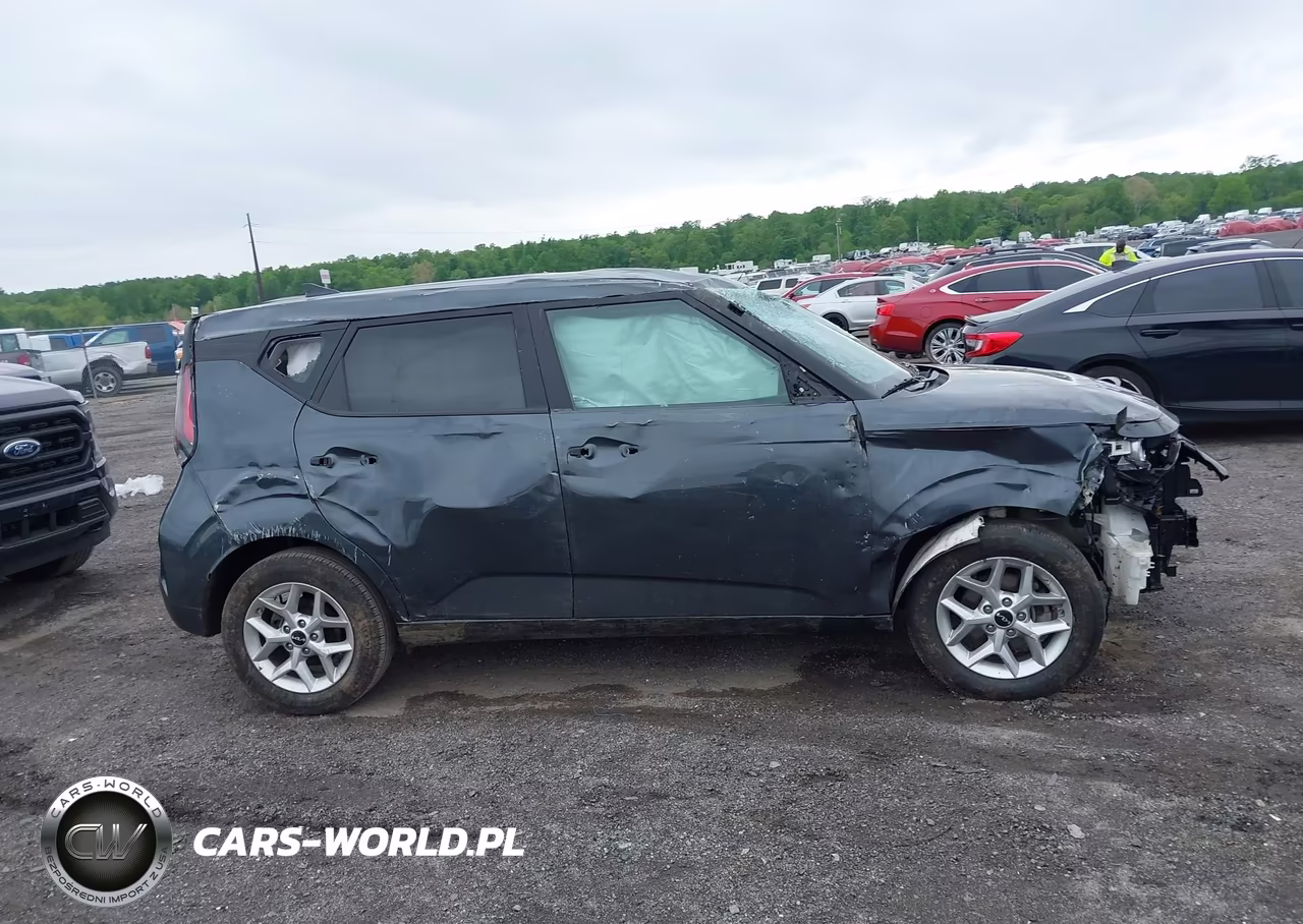2025 Kia Soul Lx VIN:KNDJ23AU7S7251545 - 13