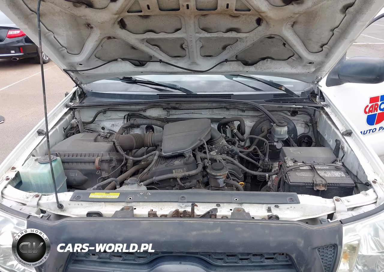 2011 Toyota Tacoma VIN:5TFNX4CN1BX004696 - 10