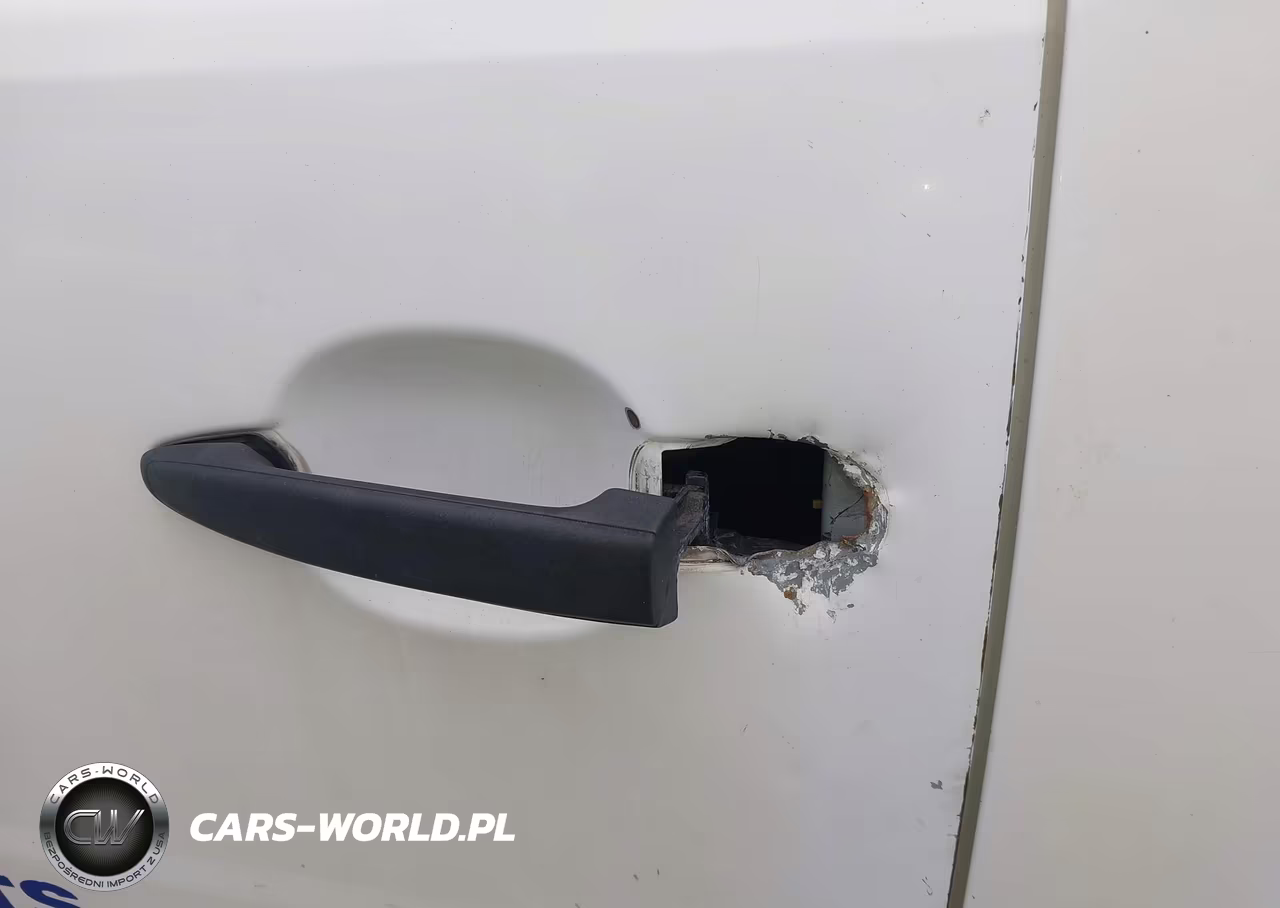 2011 Toyota Tacoma VIN:5TFNX4CN1BX004696 - 12