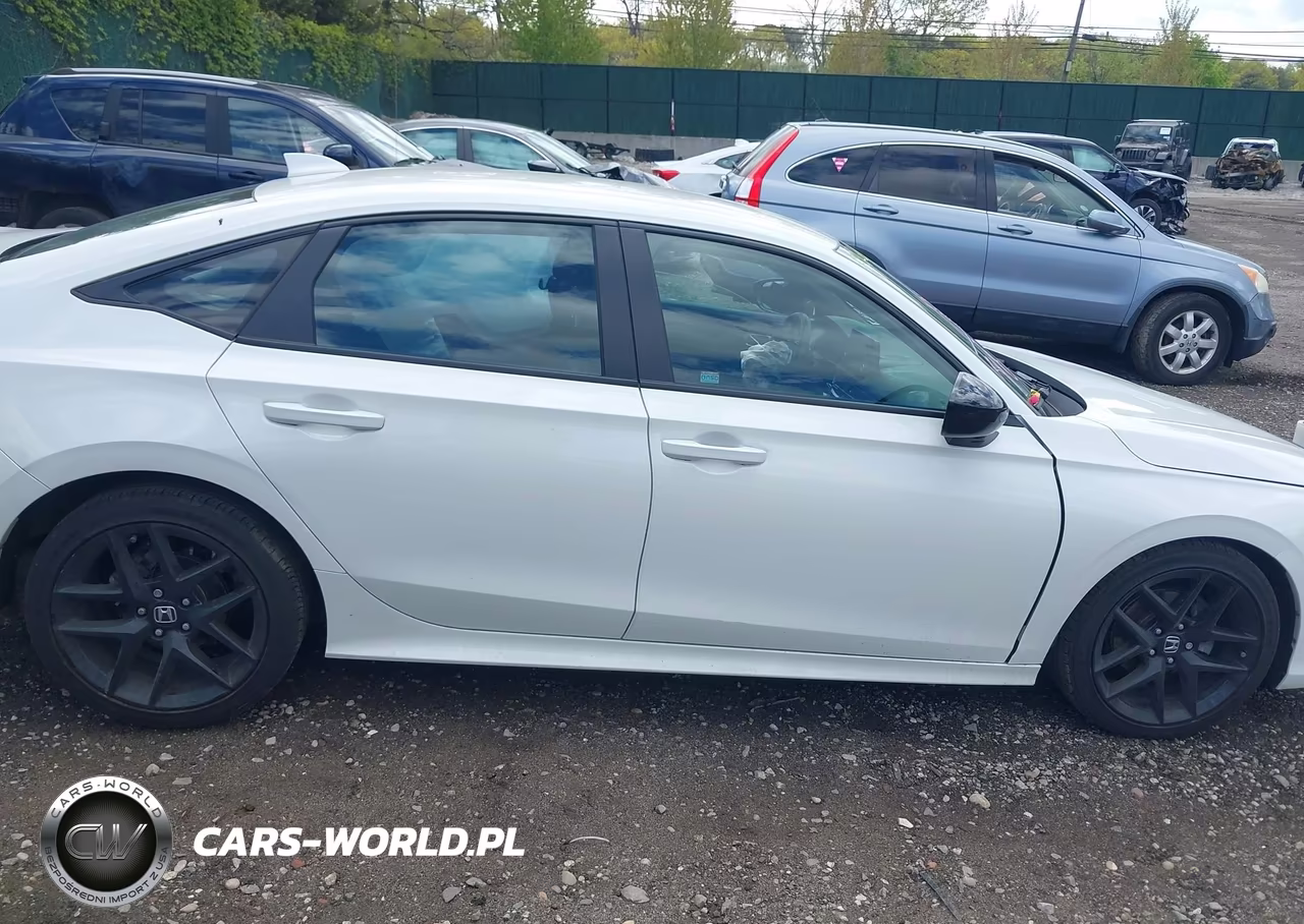 2025 Honda Civic Sport VIN:2HGFE2F53SH580256 - 13