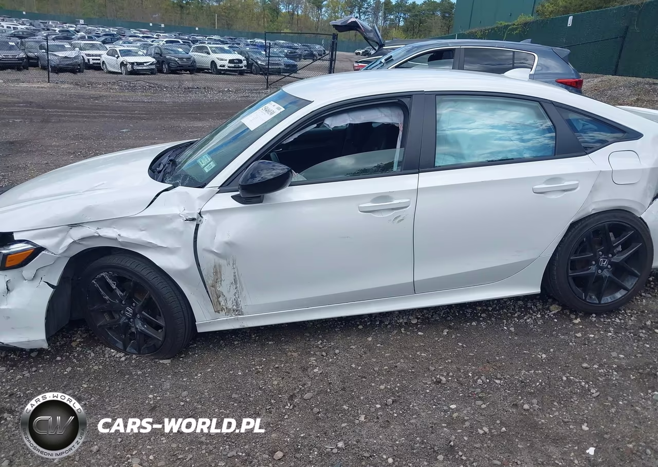 2025 Honda Civic Sport VIN:2HGFE2F53SH580256 - 14