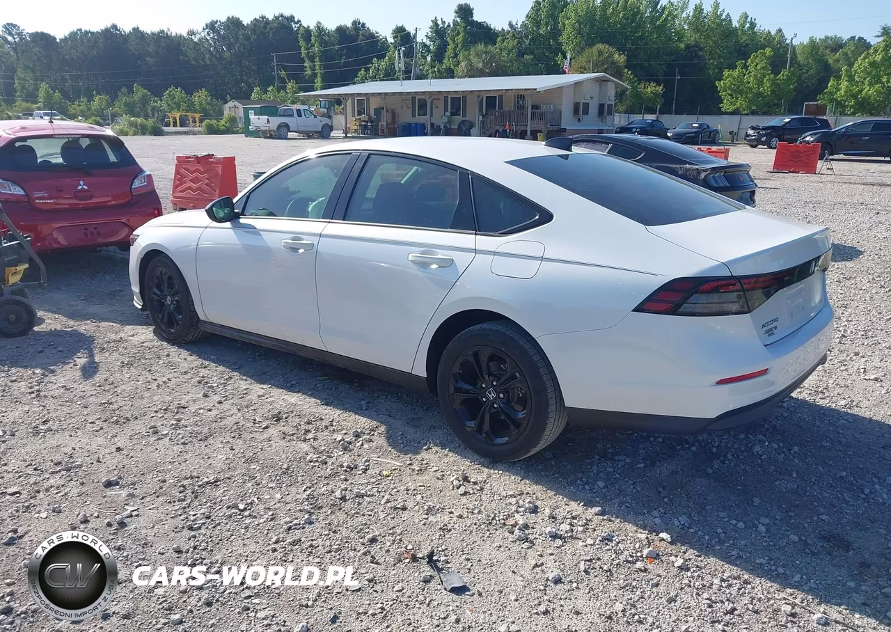 2025 Honda Accord Se VIN:1HGCY1F43SA081144 - 3