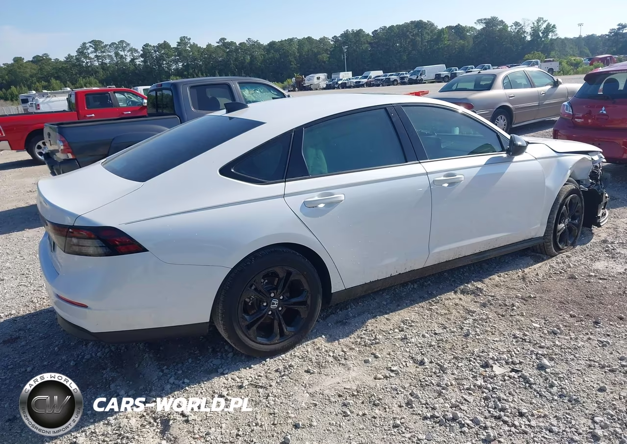 2025 Honda Accord Se VIN:1HGCY1F43SA081144 - 4