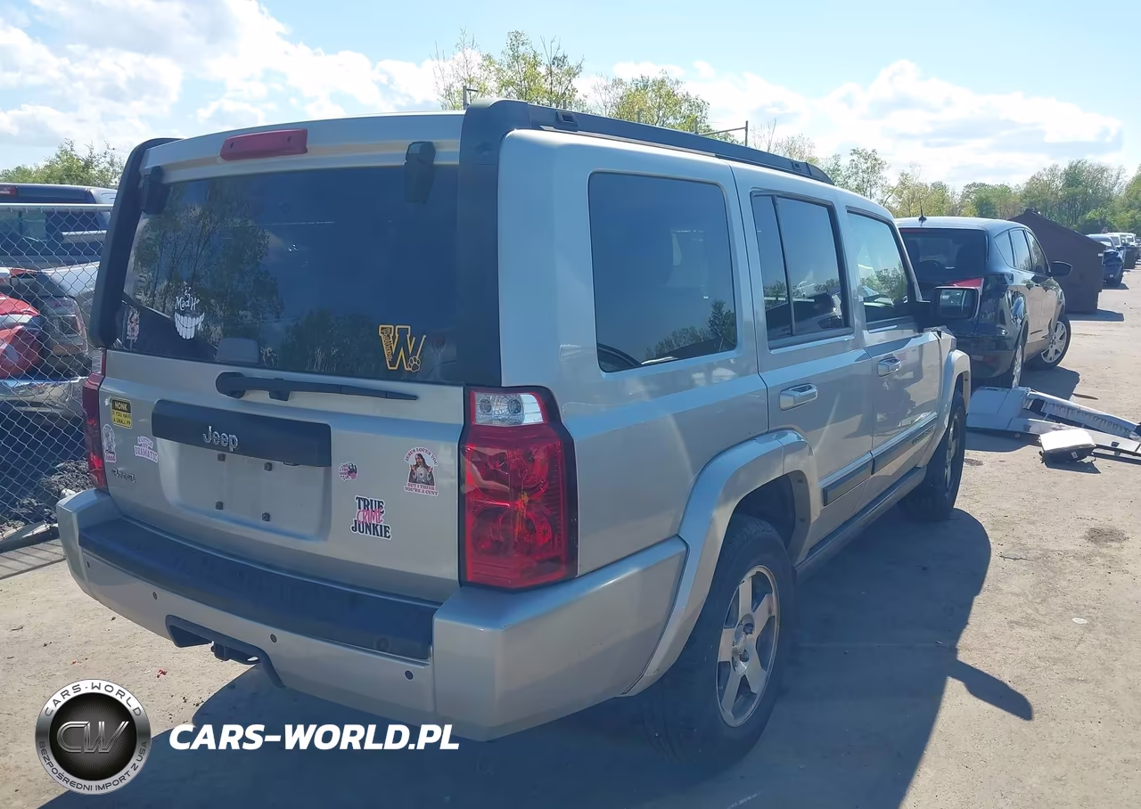 2009 Jeep Commander Sport VIN:1J8HG48K39C517602 - 4